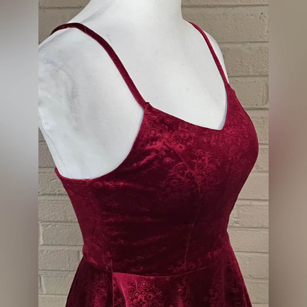 Anthropologie Monteau burgundy velvet peplum top S - Picture 8 of 10